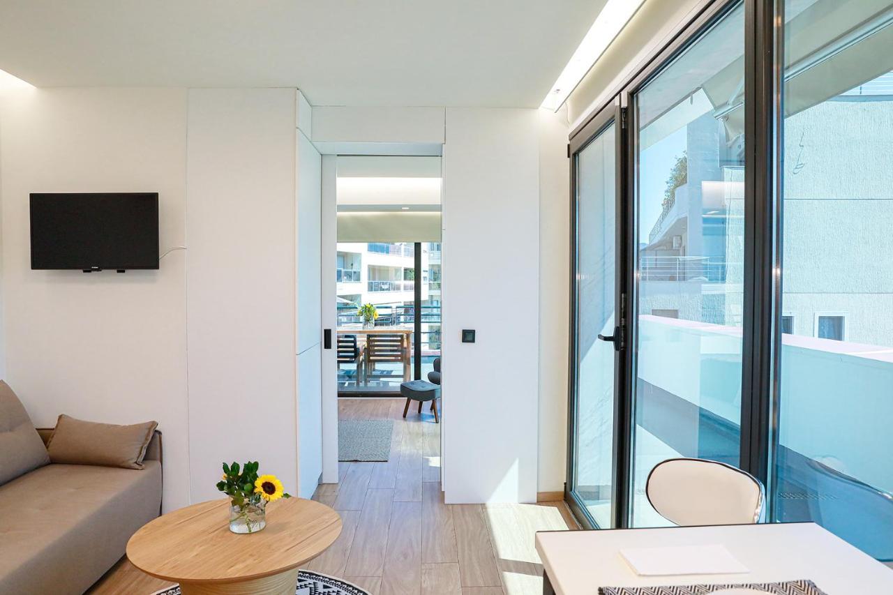 The First Key Luxury & Small Apartment In The Center Of Xanthi Exterior photo