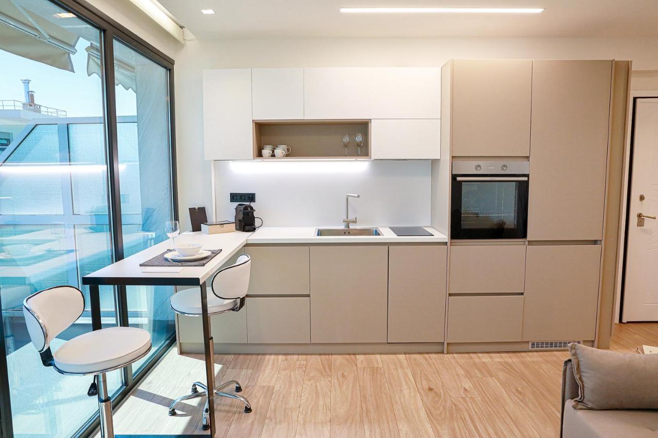 The First Key Luxury & Small Apartment In The Center Of Xanthi Exterior photo